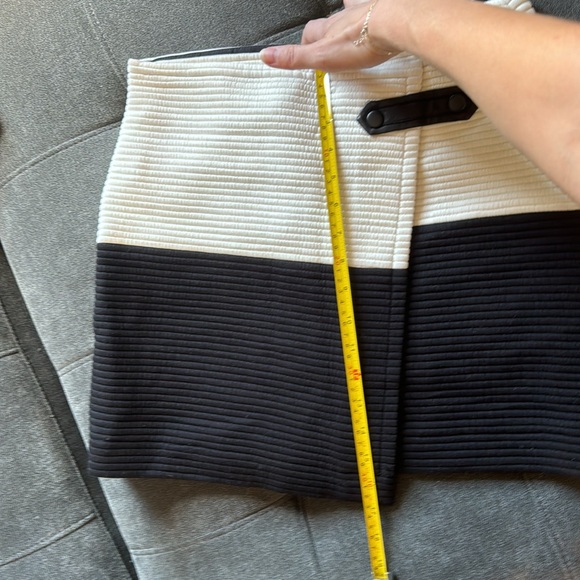 Alice + Olivia Lennon Quilted Lamb Leather Trim Crossover Asymmetrical Skirt 6 - Picture 12 of 13